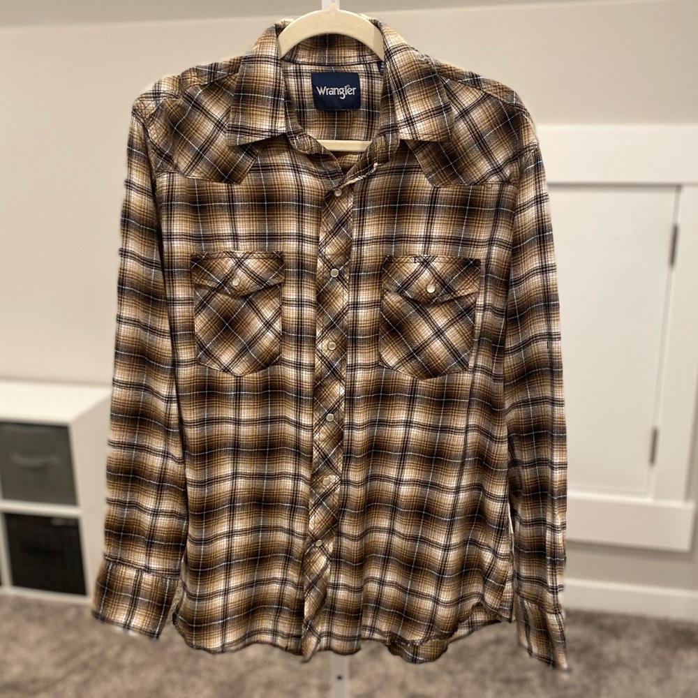 Wrangler Vintage Neutral Color Plaid Pearl Snap Long Sleeve Western Shirt